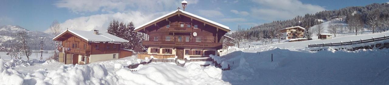 Schiessling Hof Vila Oberndorf in Tirol Exterior foto